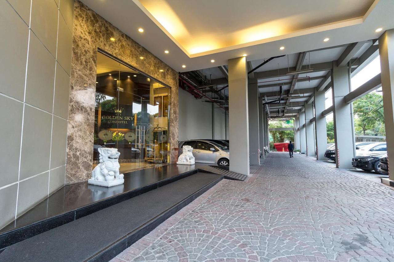Hotel Golden Sky Pluit Cakarta Dış mekan fotoğraf